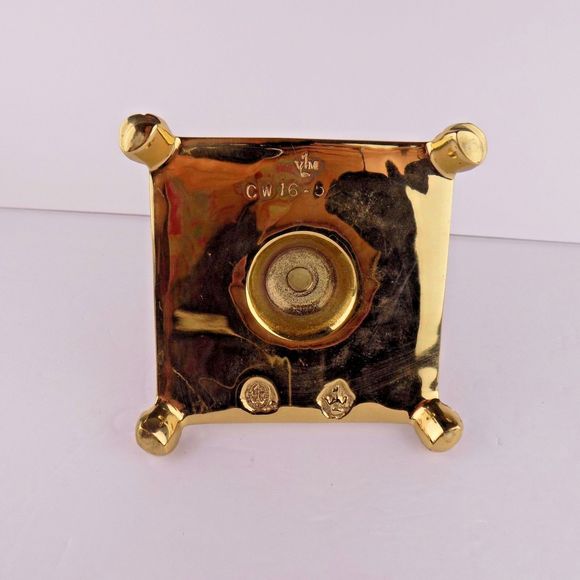 NORTHERN EUROPEAN WILLIAM AND MARY BRASS CANDLE STICK - Picture 4 of 8